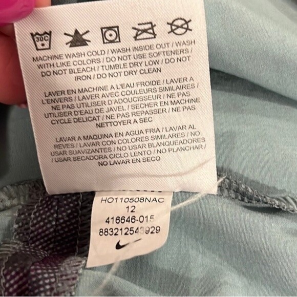 Nike golf dri fit gray 2 in 1 skirt and shorts size 12 - Picture 12 of 12